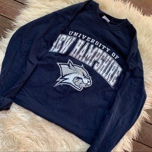 ⭐️University of New Hampshire⭐️ Long-sleeve Tee!